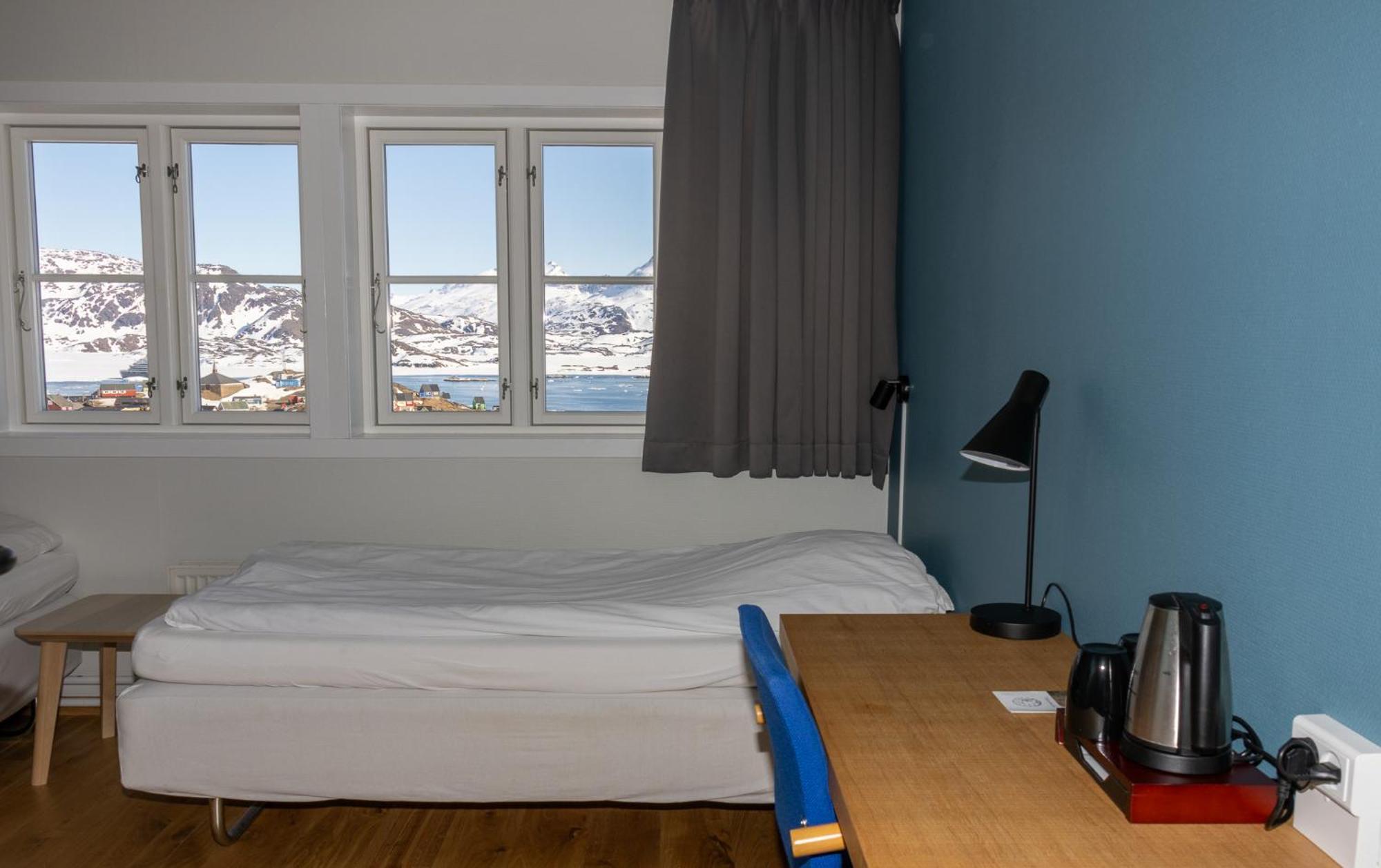 Hotel Angmagssalik Tasiilaq Екстериор снимка
